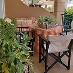 Maisonette On The With Small Garden 펜션 아기아캄포스