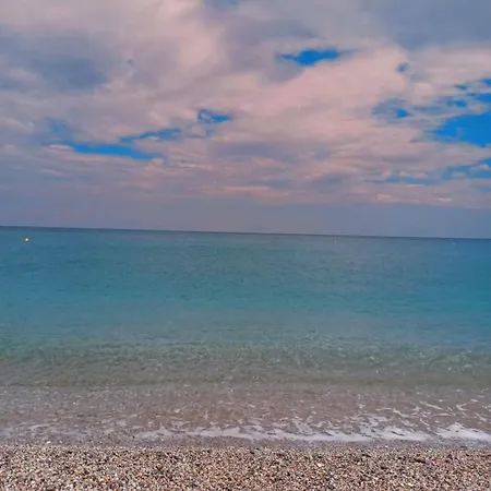 Casa vacanze Maisonette On The With Small Garden Agiokampos