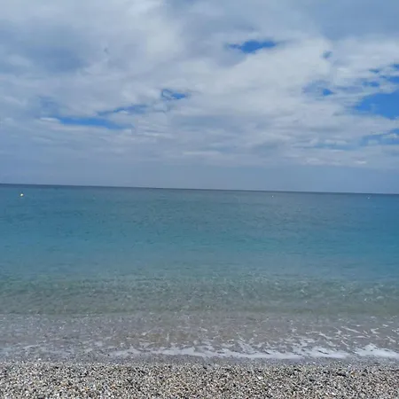 Maisonette On The With Small Garden * Agiokampos