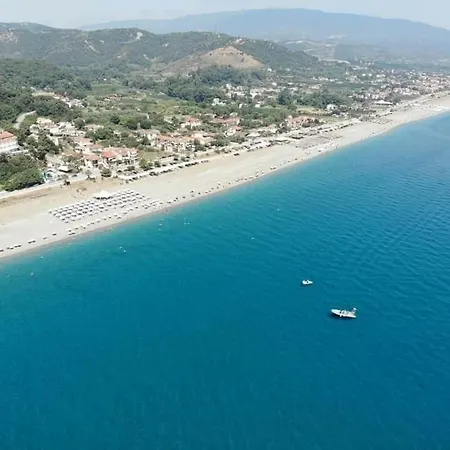 Casa vacanze Maisonette On The With Small Garden