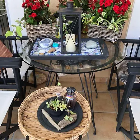 Maisonette On The With Small Garden