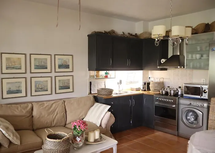 Prázdninový dům Maisonette On The With Small Garden *